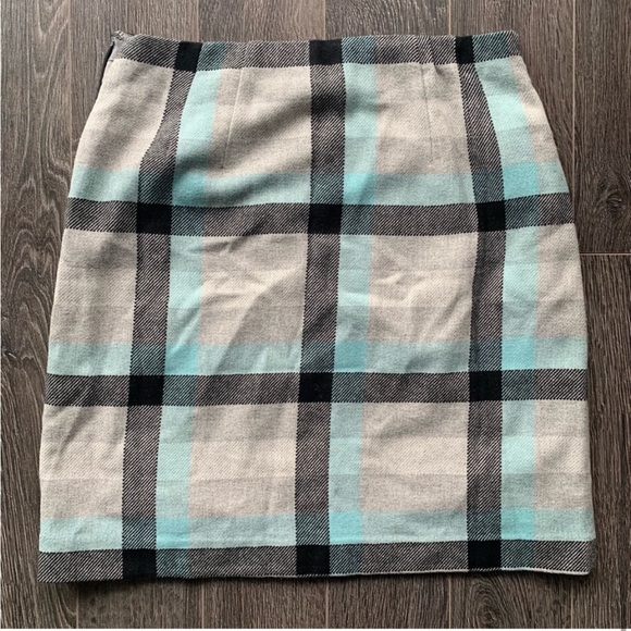 NWT Talbots Plaid A-Line Skirt - Picture 5 of 8